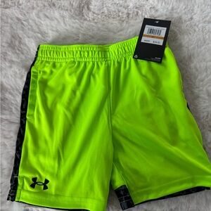 NWT size 3T Under Armour kids Bright Lime Athletic Shorts